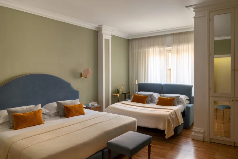 Spacious Junior Suite with double bed and sofa bed, ideal for family stays in central Rome - Hotel City Palazzo dei Cardinali, BZAR hotels in Rome