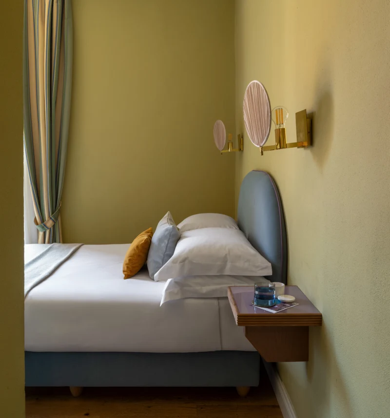 Compact double room with blue headboard and stylish design details in Rome’s historic center - Hotel City Palazzo dei Cardinali, BZAR hotels in Rome