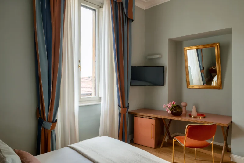 Bright superior room with designer desk and views over the rooftops of Rome’s historic center - Hotel City Palazzo dei Cardinali, BZAR hotels in Rome